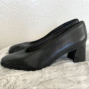 Vintage Stuart Weitzman Black Chunky Block Heels